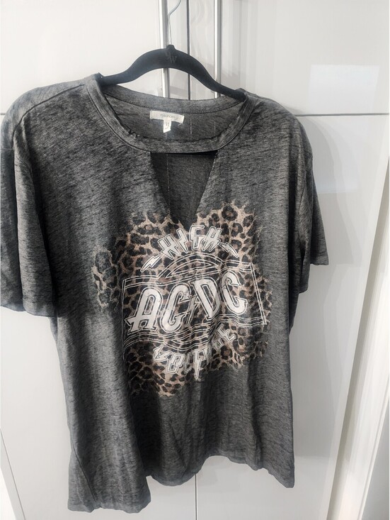 Maurices Tops - Maurices XL Gray AC/DC Graphic T-Shirt with Leopard Print and Cutout Neckline